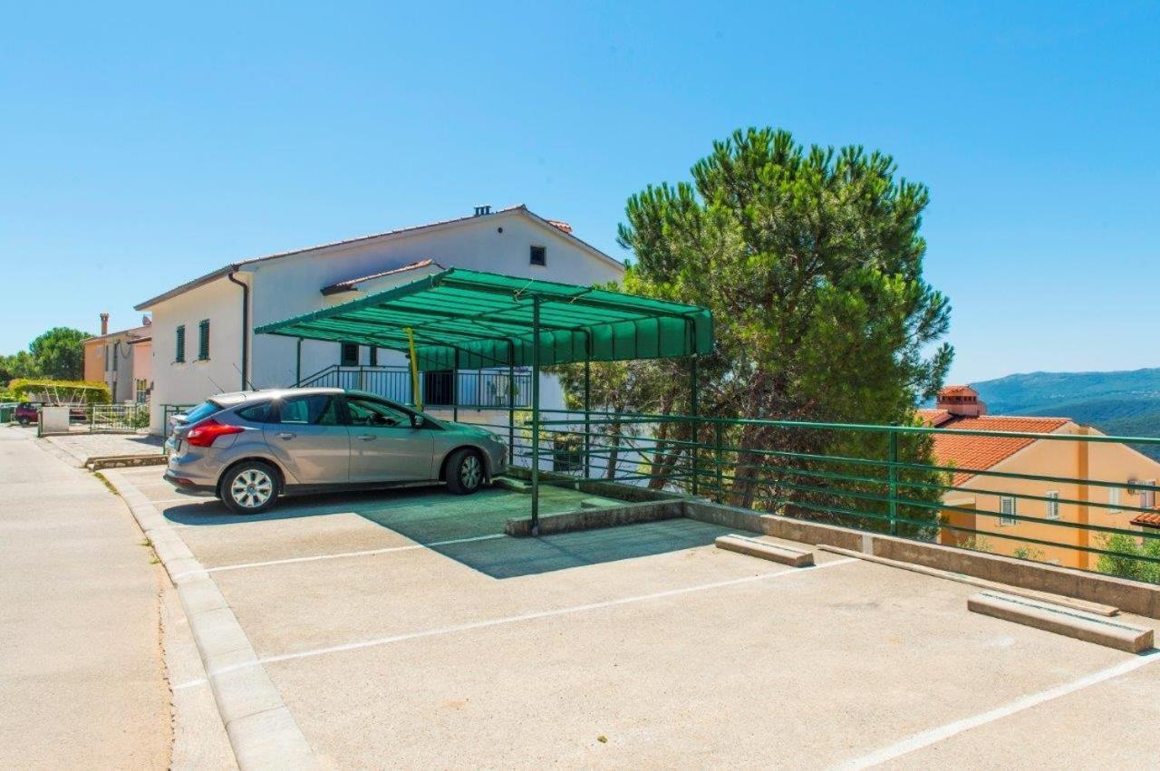 Apartments With A Parking Space Rabac, Labin - 6464 Dış mekan fotoğraf